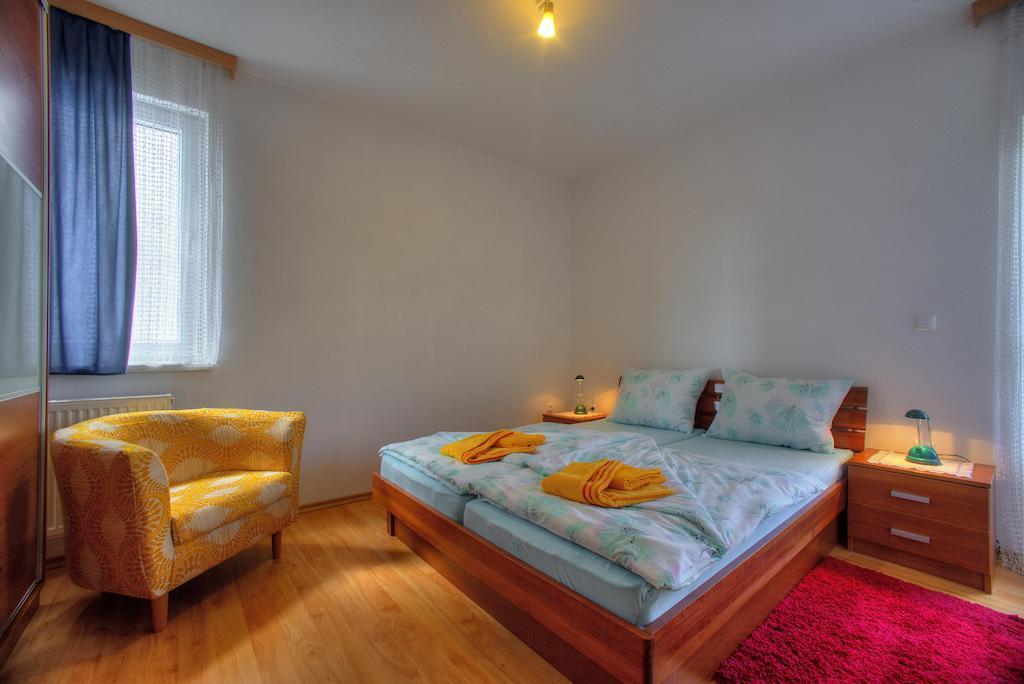 Apartments Peran Šibenik Zimmer foto