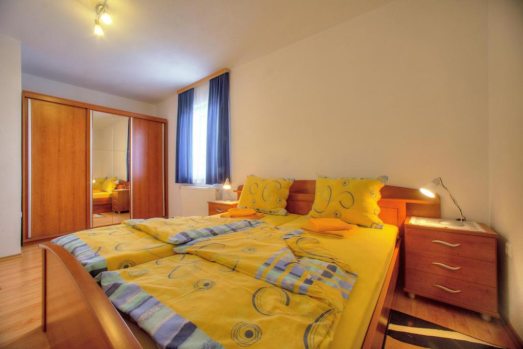 Apartments Peran Šibenik Zimmer foto