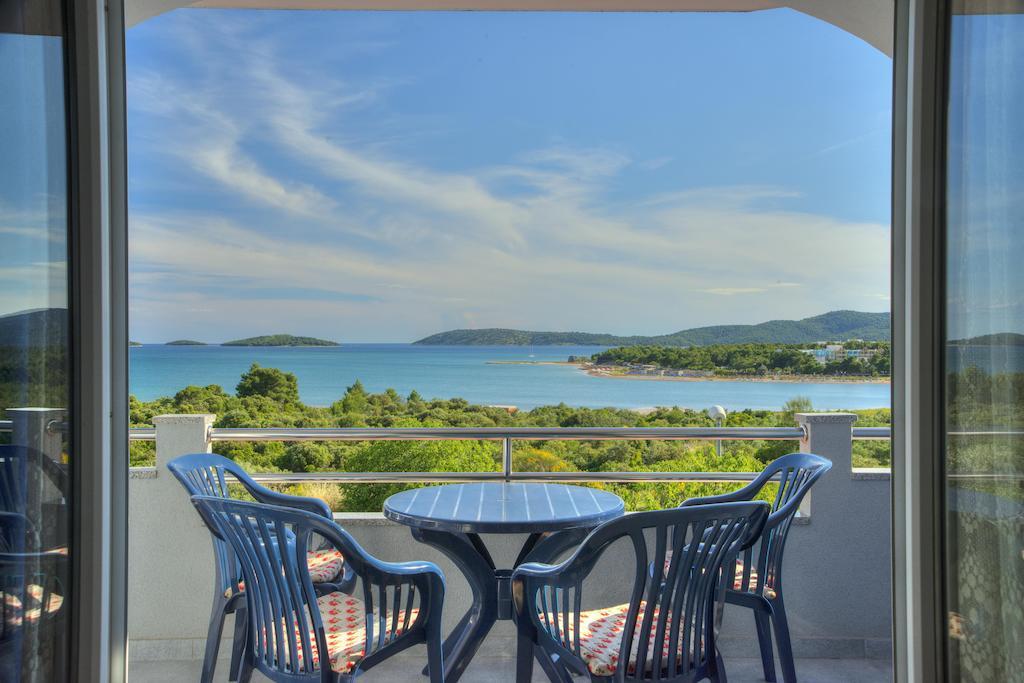 Apartments Peran Šibenik Zimmer foto