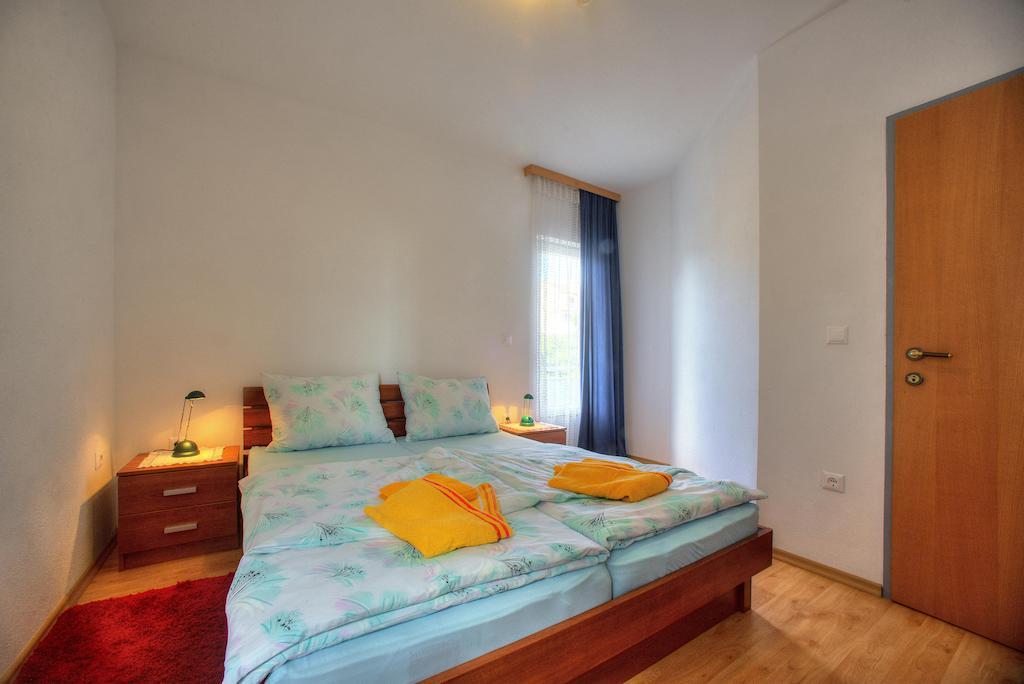 Apartments Peran Šibenik Zimmer foto